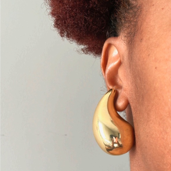 Gold Oversized Chunky Tear Drop Earrings - Picture 3 of 6